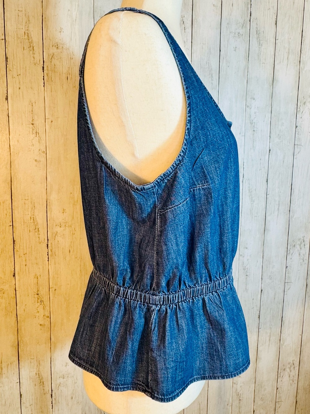 GAP Denim | Peplum Tank Top Medium Chambray Sleeveless Top - Picture 9 of 13